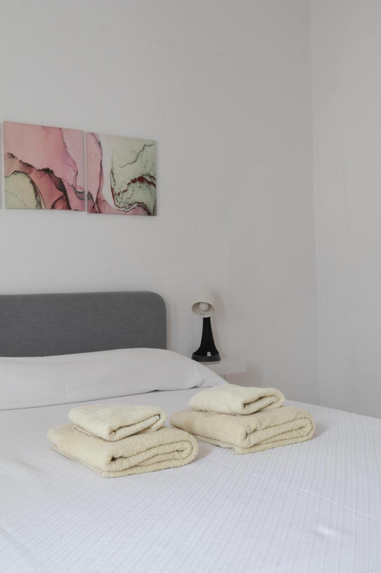 Blife Martinya House - Private Rooms And Apartments Olhao Exterior photo