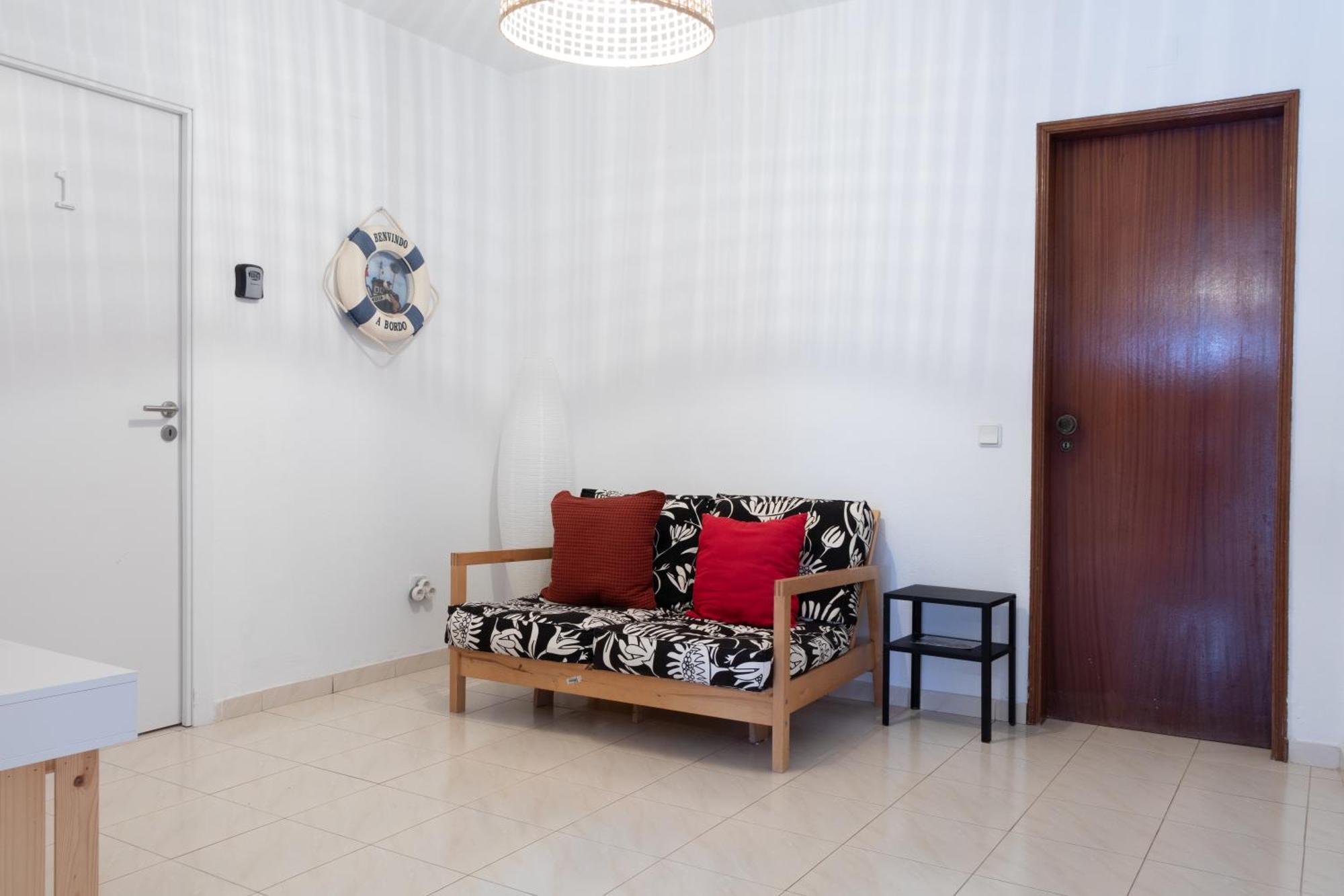 Blife Martinya House - Private Rooms And Apartments Olhao Exterior photo